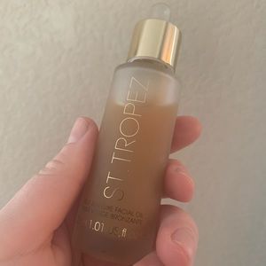 St. Tropez Sunless Face Tanner ✨